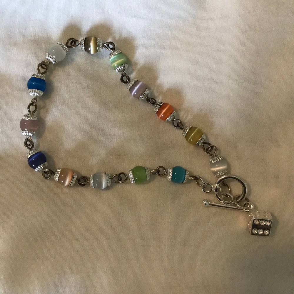 Mult-color beaded bracelet - silvertone